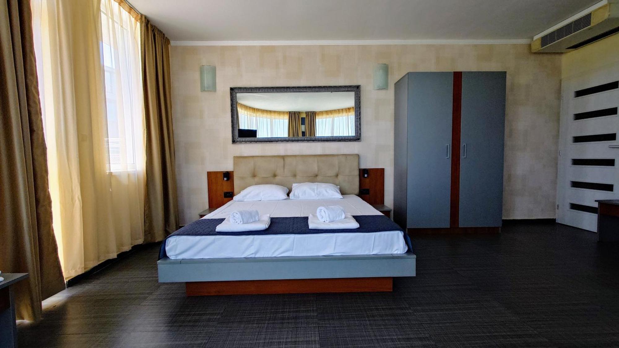 Favorit Aparthotel 阳光海滩 客房 照片