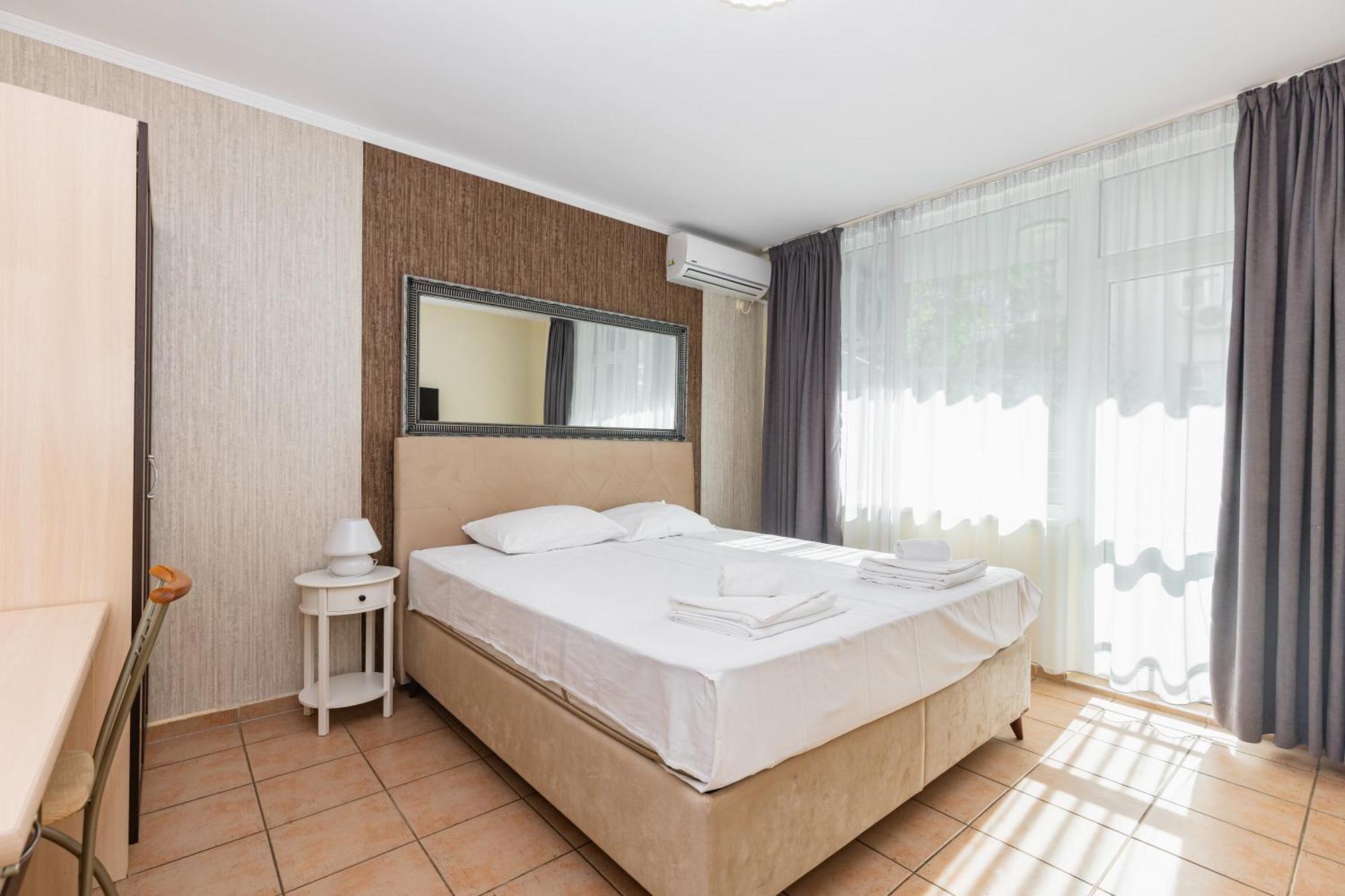 Favorit Aparthotel 阳光海滩 外观 照片