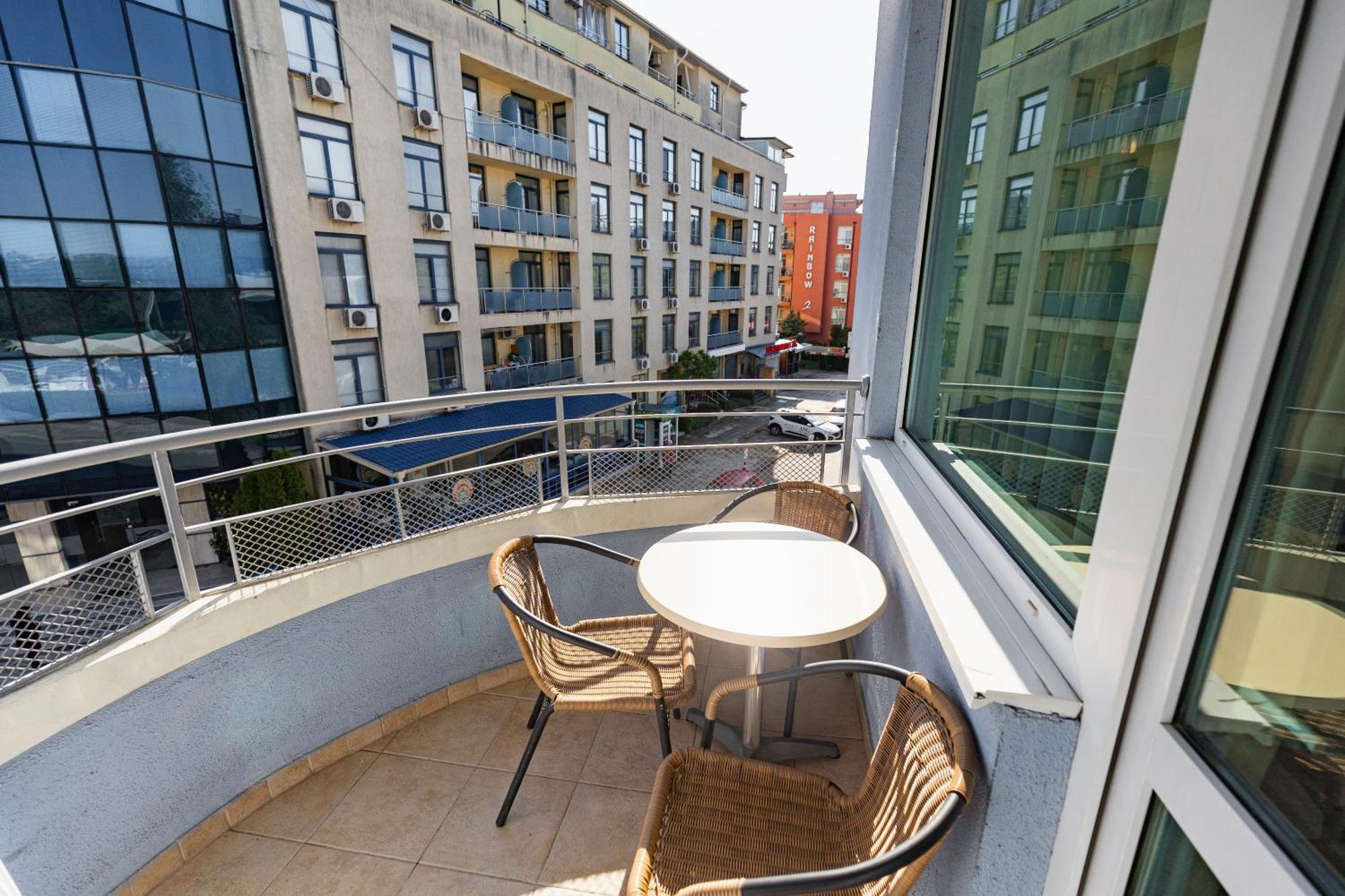 Favorit Aparthotel 阳光海滩 外观 照片