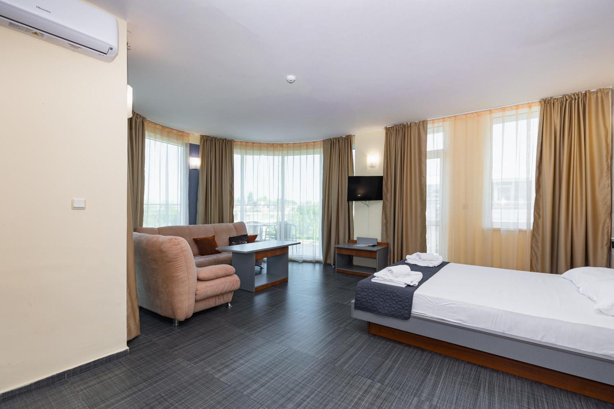 Favorit Aparthotel 阳光海滩 外观 照片